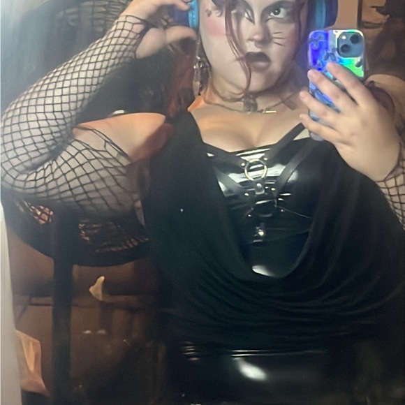 Meet your Posher, Cate - Picture 6 of 8